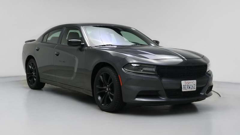2018 Dodge Charger SXT Hero Image