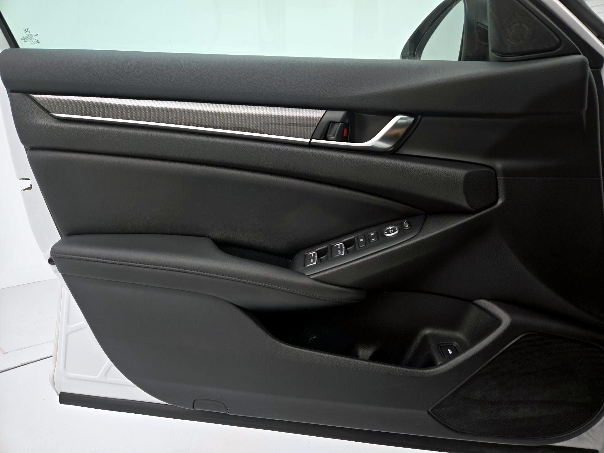 Thumbnail: 2022 Honda Accord - 12