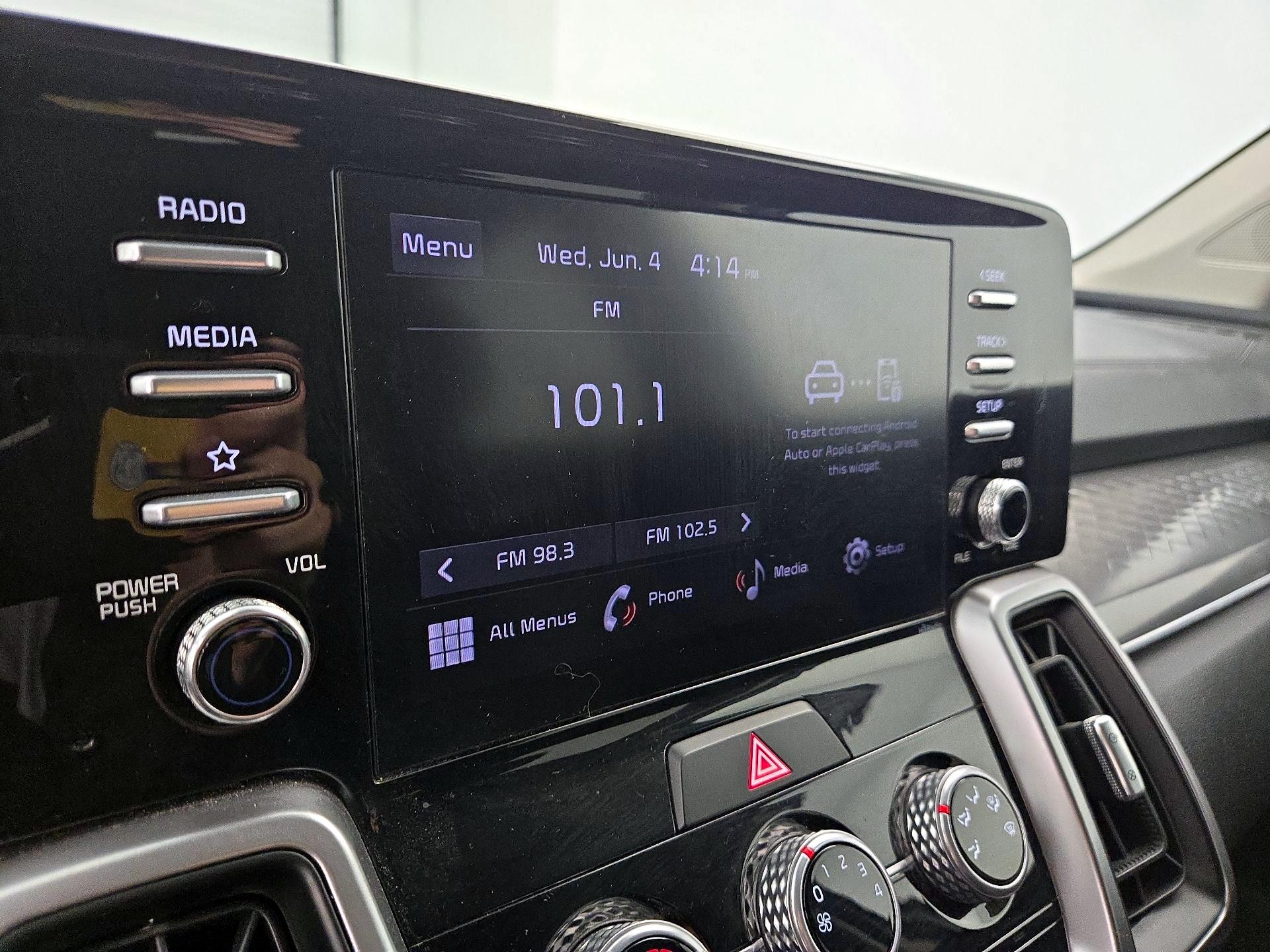 Thumbnail: 2023 Kia Sorento - 15