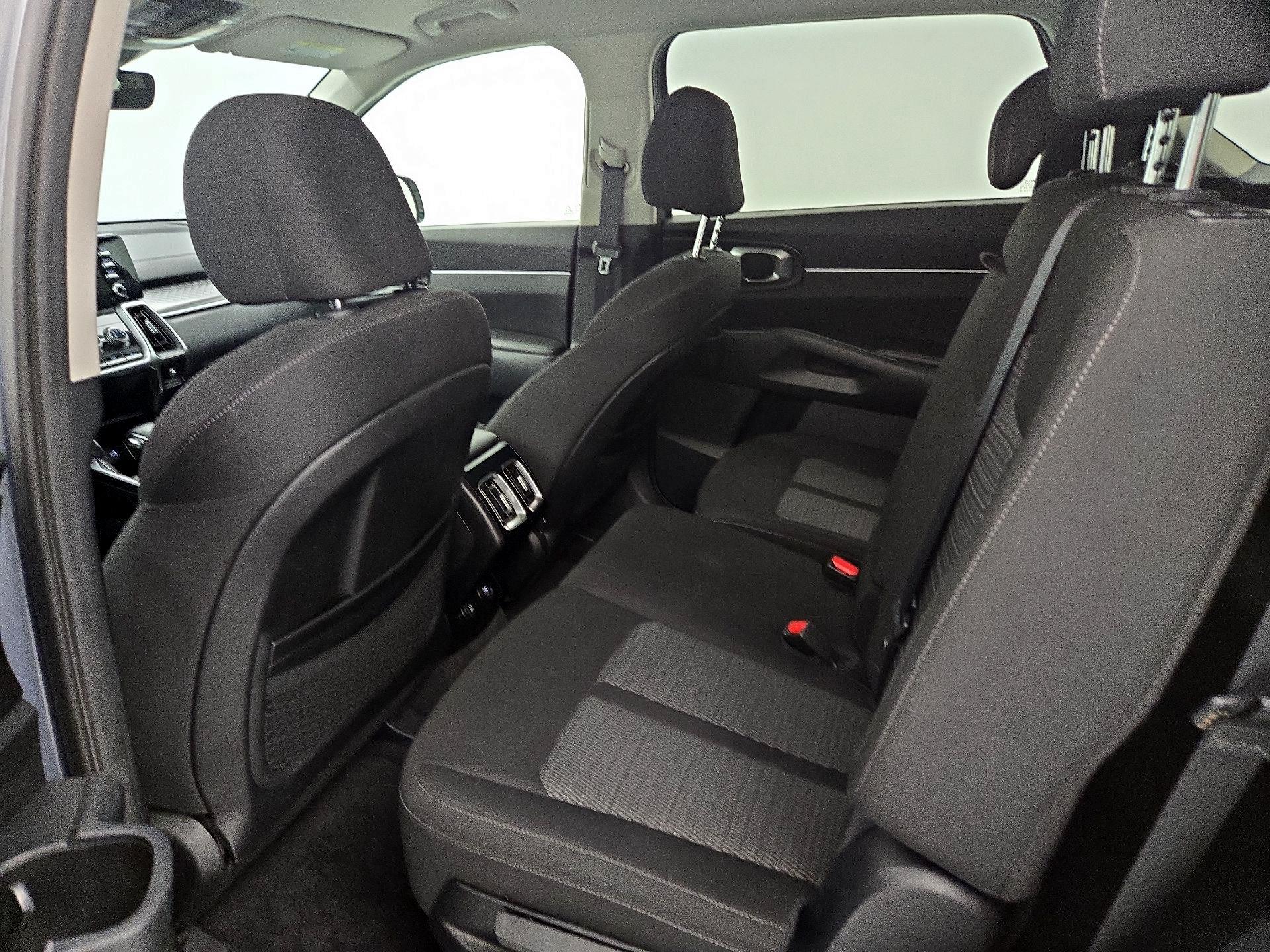 Thumbnail: 2023 Kia Sorento - 19