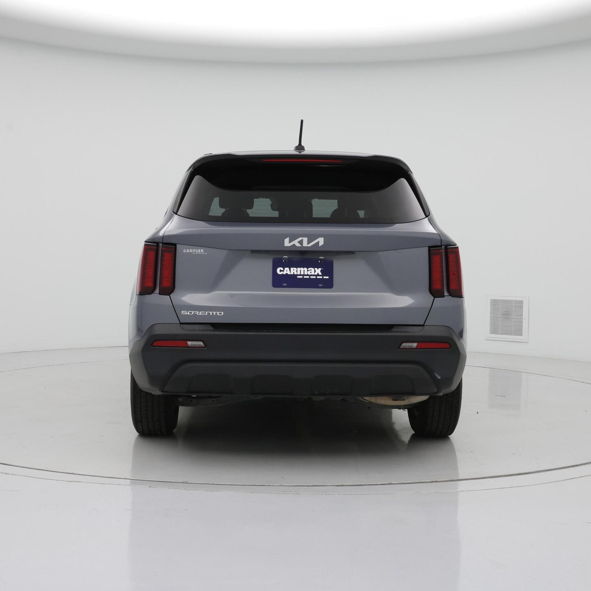 Thumbnail: 2023 Kia Sorento - 6