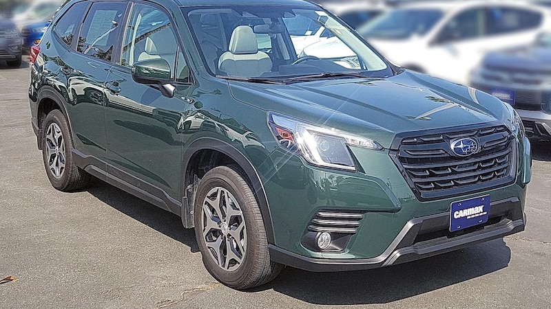 2023 Subaru Forester Premium Hero Image