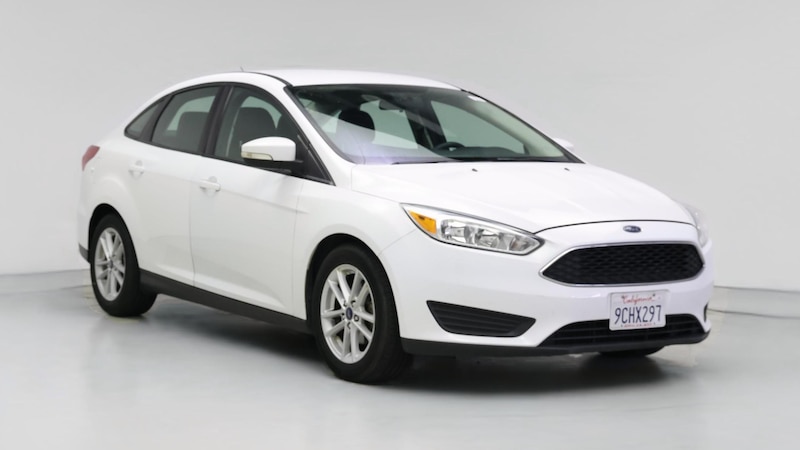 2017 Ford Focus SE Hero Image