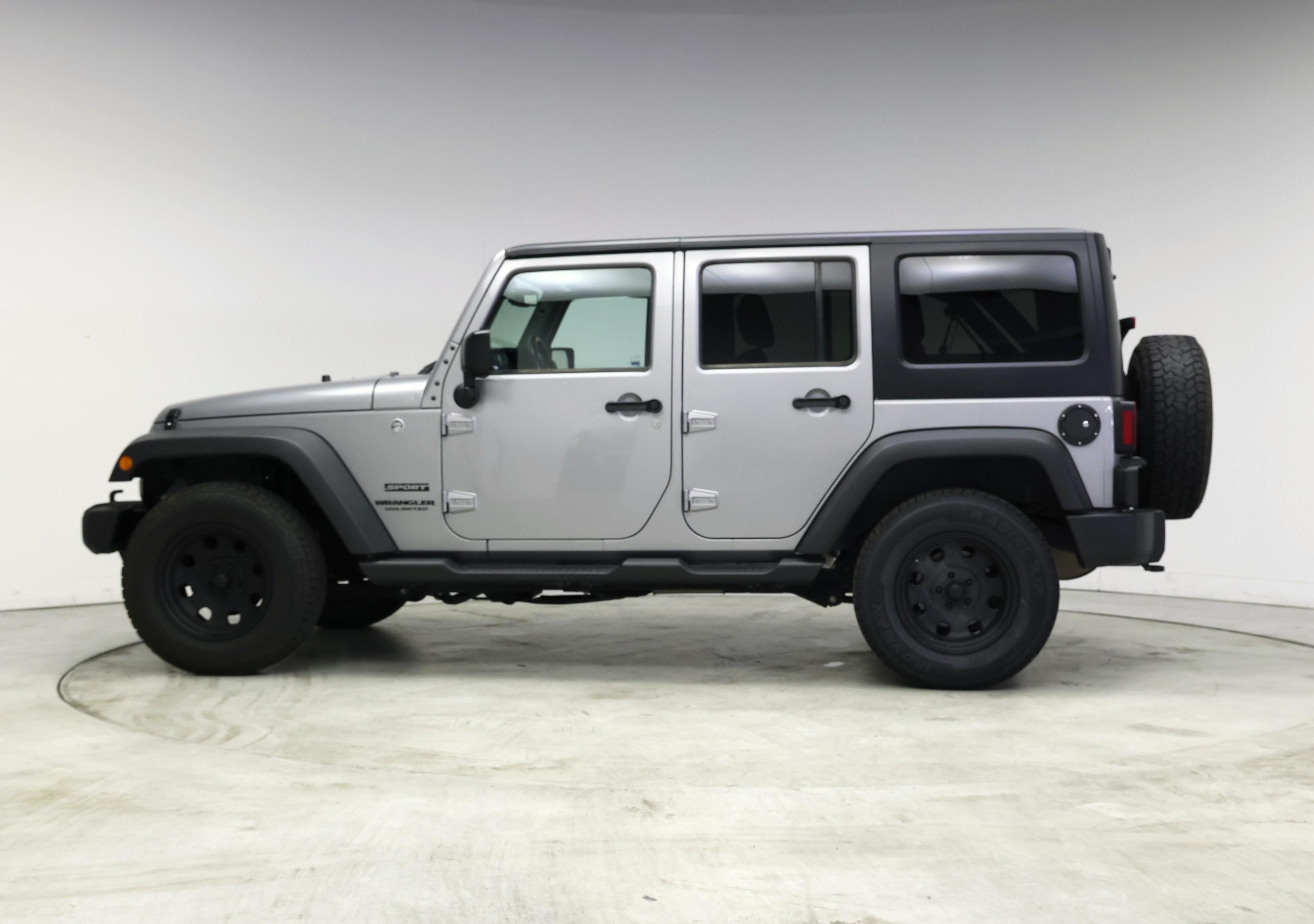 Thumbnail: 2017 Jeep Wrangler - 3