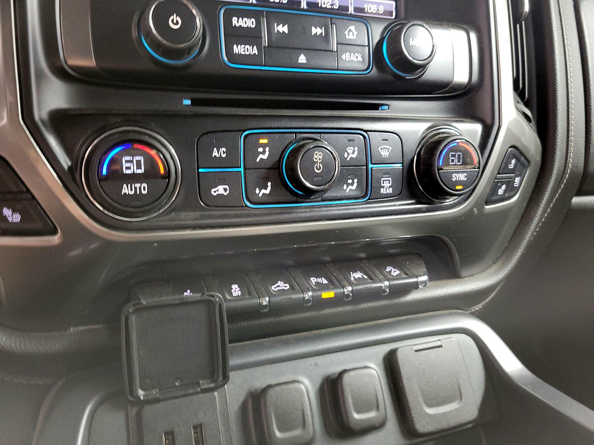 Thumbnail: 2016 Chevrolet Silverado 1500 - 15