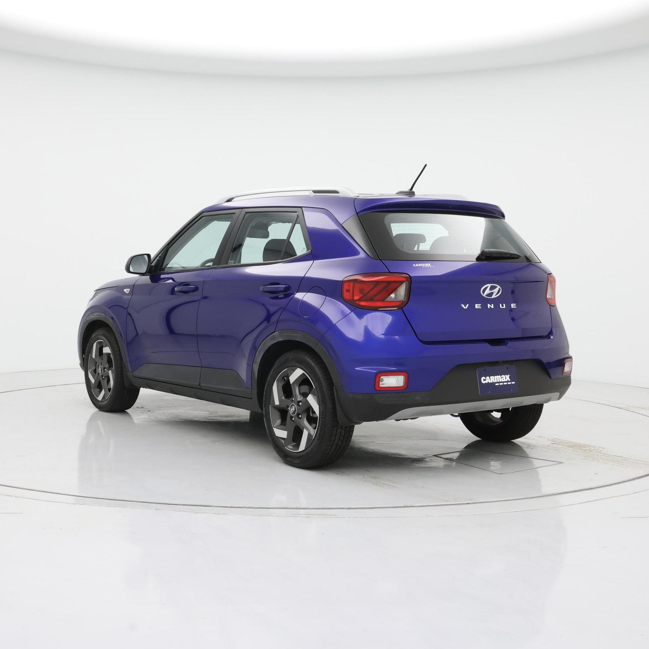 Thumbnail: 2023 Hyundai Venue - 2