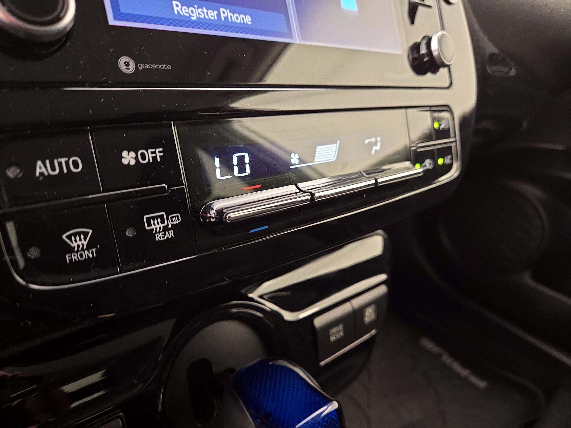 Thumbnail: 2021 Toyota Prius - 16