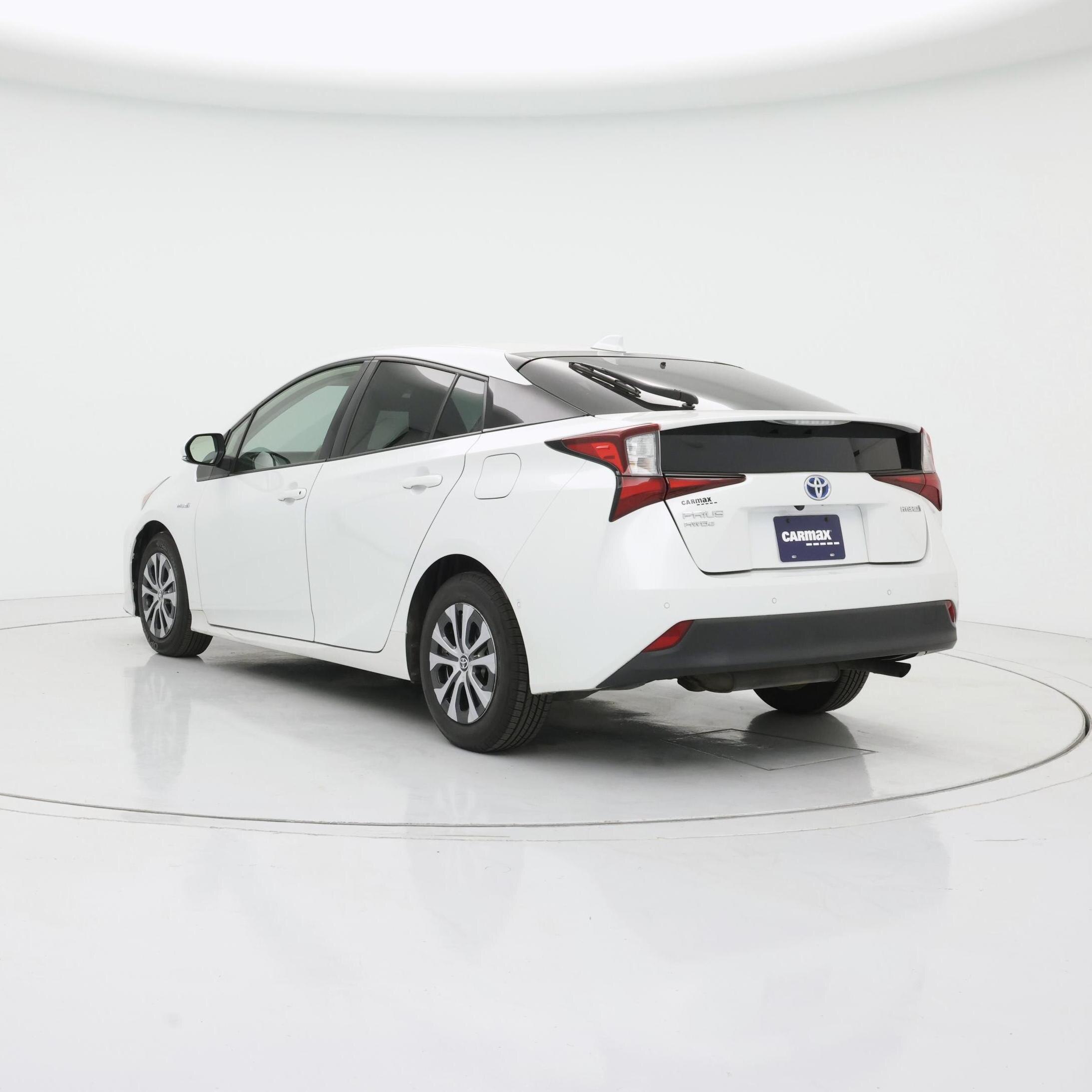 Thumbnail: 2021 Toyota Prius - 2