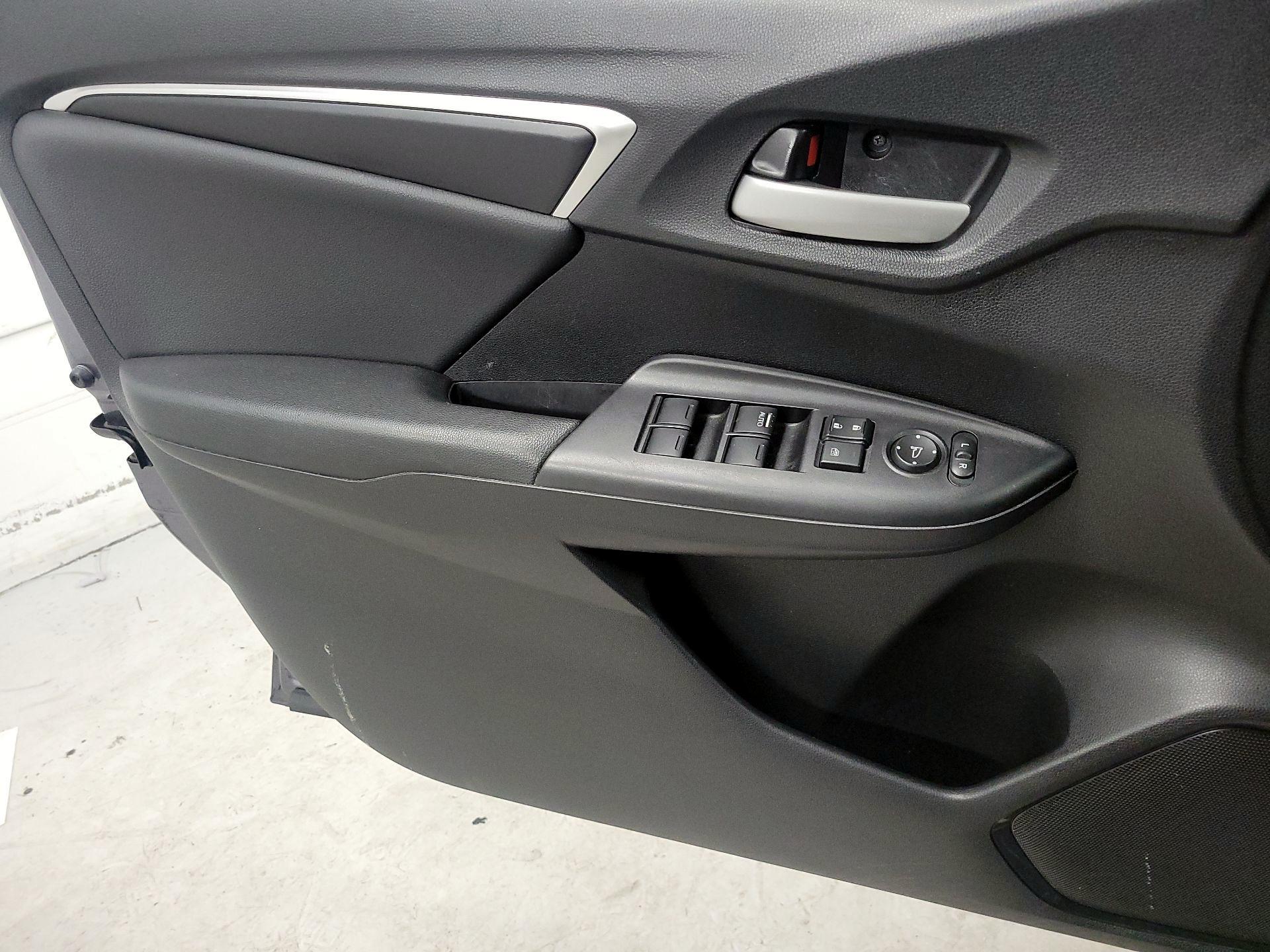 Thumbnail: 2015 Honda Fit - 12