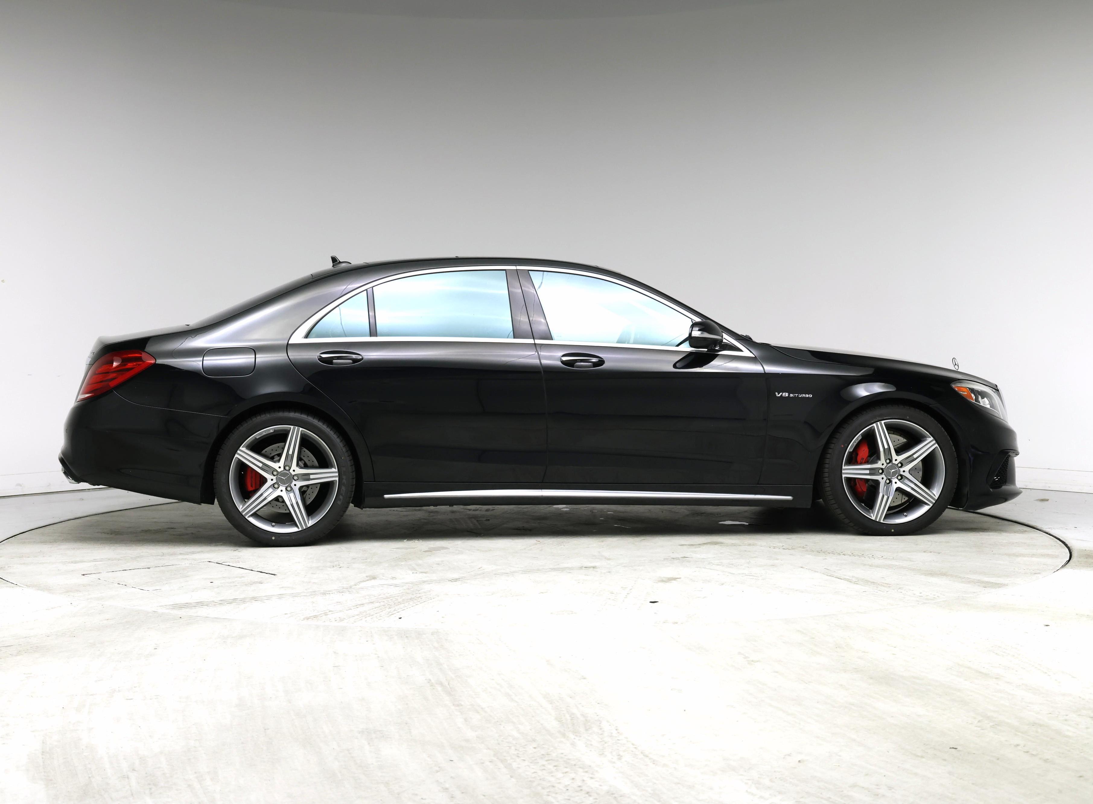 Thumbnail: 2016 Mercedes-Benz S-Class - 7