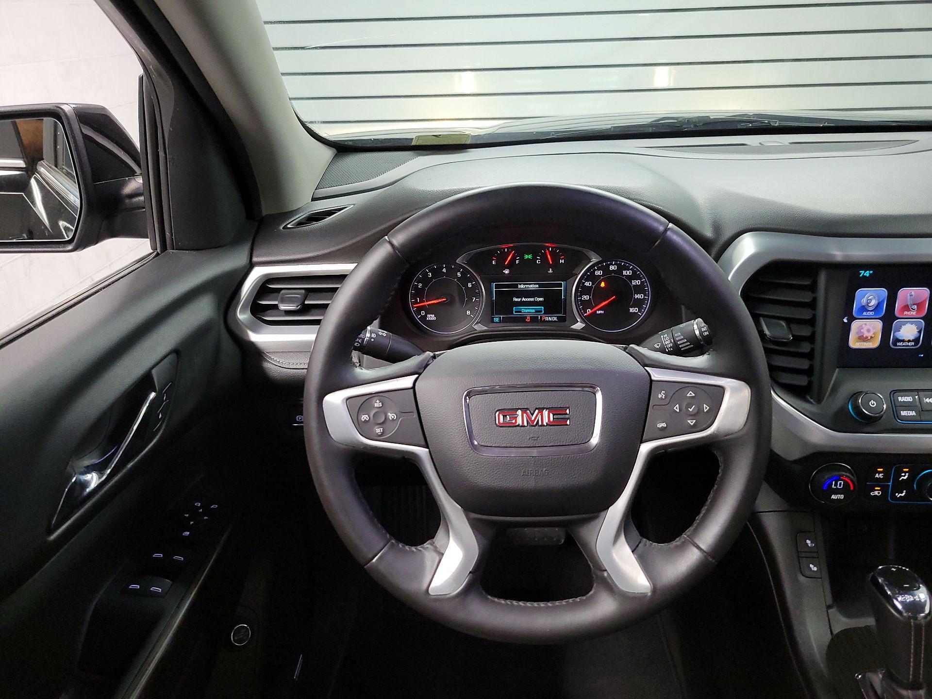 Thumbnail: 2017 GMC Acadia - 10