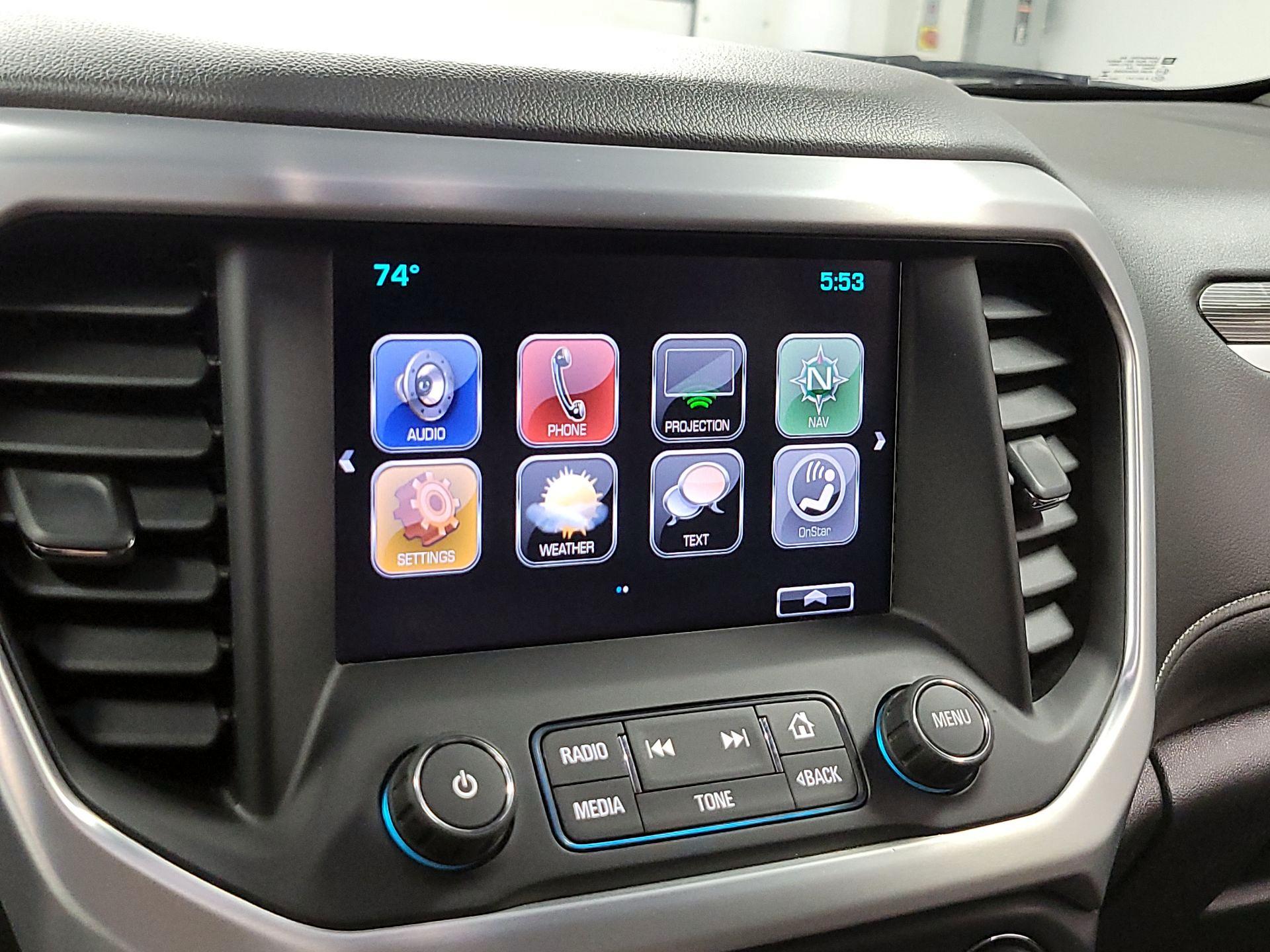 Thumbnail: 2017 GMC Acadia - 14