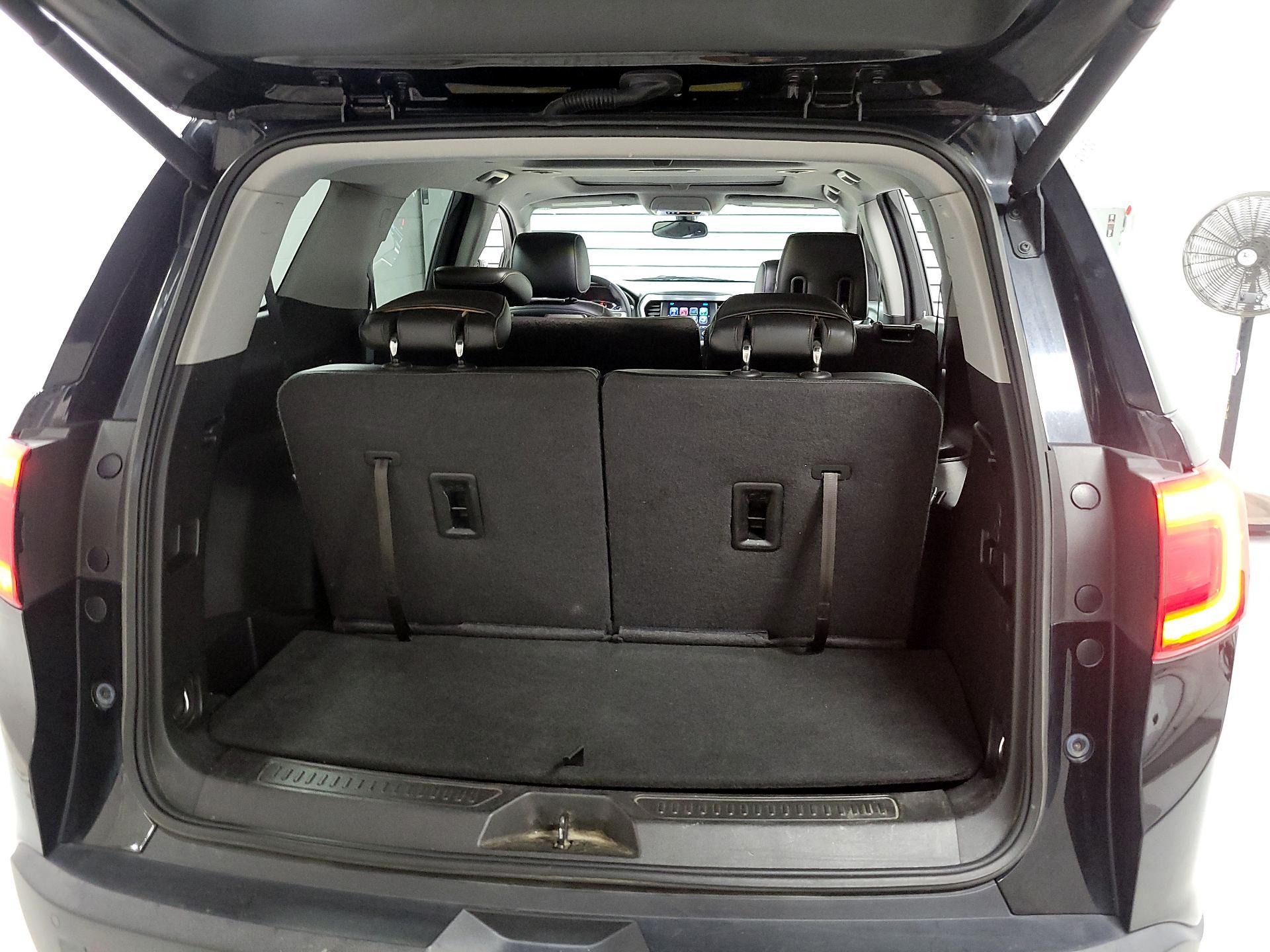 Thumbnail: 2017 GMC Acadia - 18