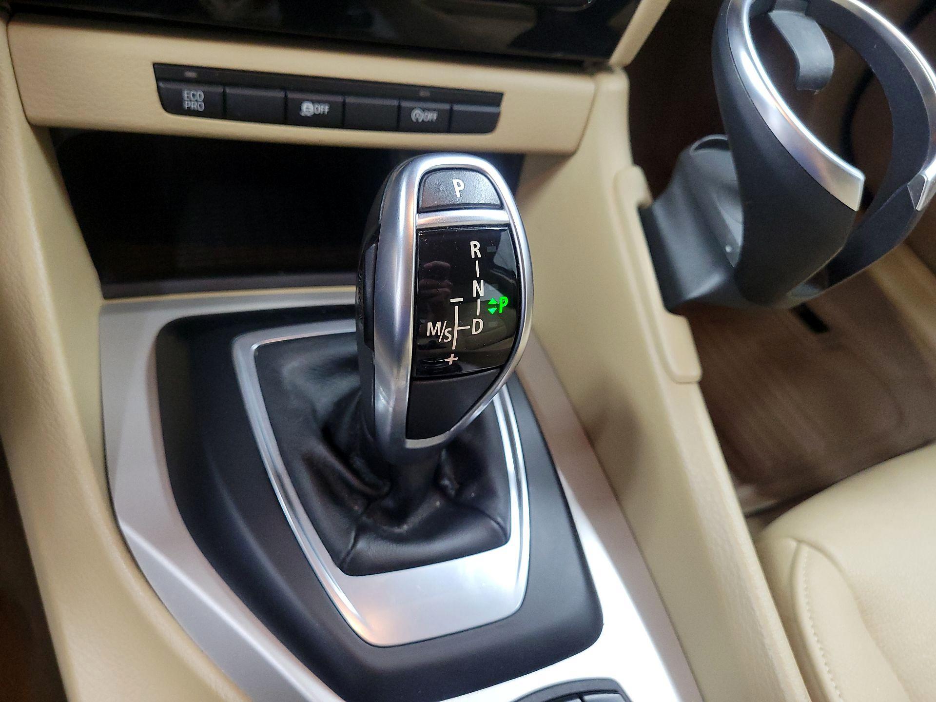 Thumbnail: 2015 BMW X1 - 15