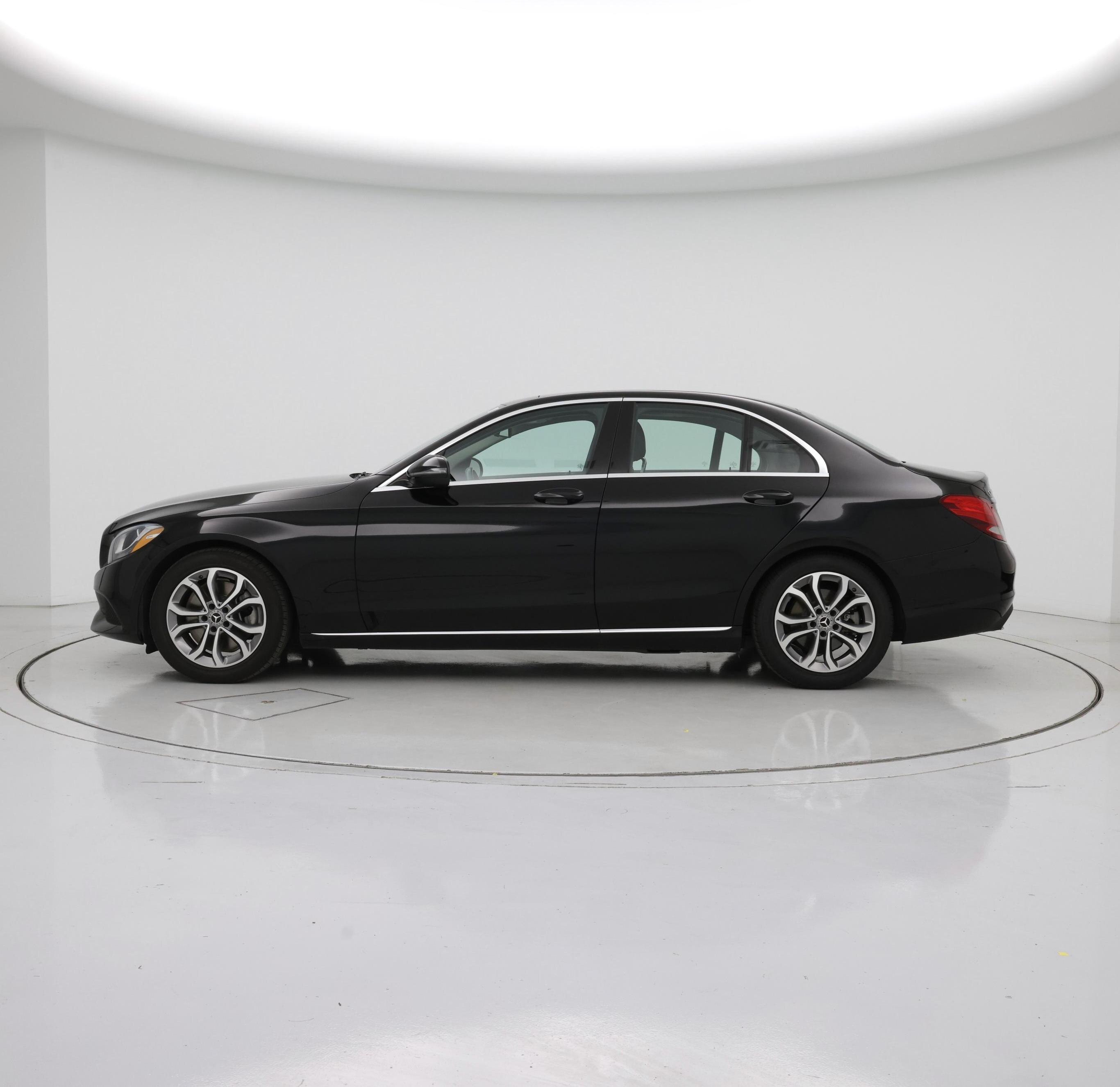 Thumbnail: 2017 Mercedes-Benz C-Class - 3