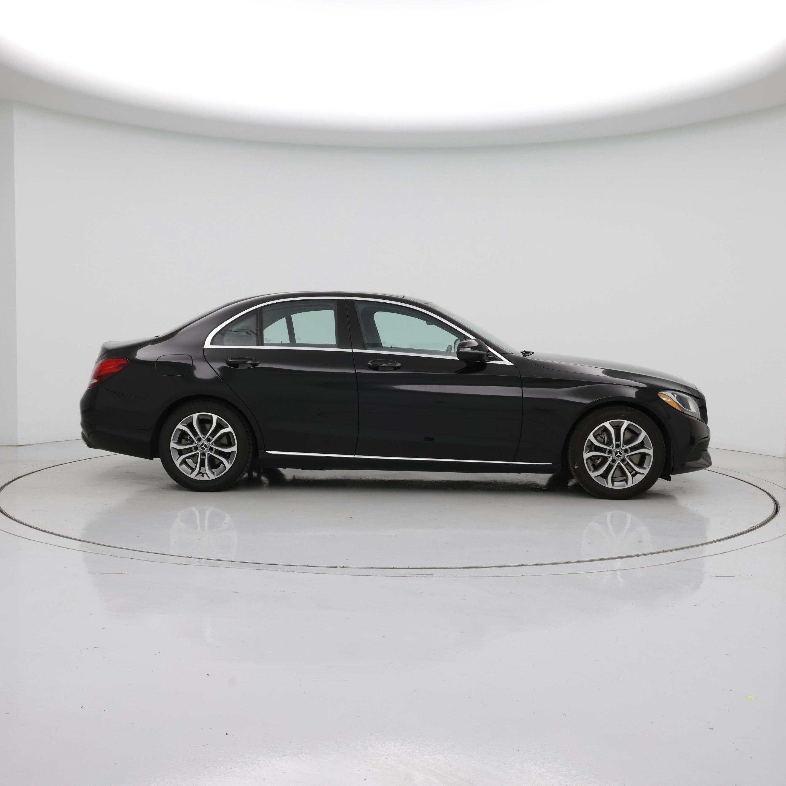 Thumbnail: 2017 Mercedes-Benz C-Class - 7