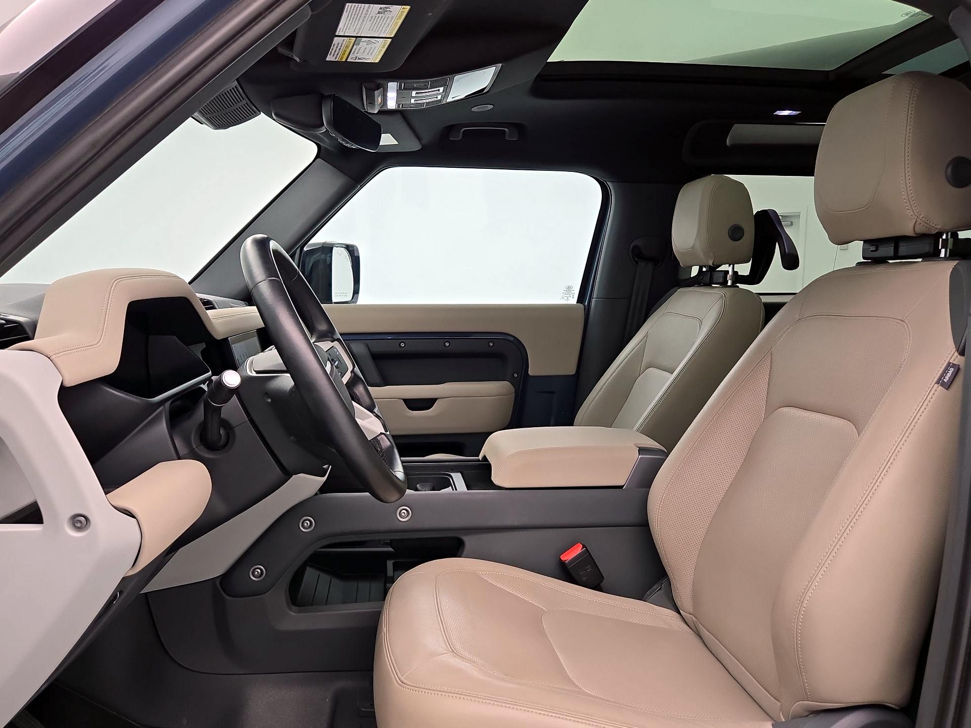 Thumbnail: 2023 Land Rover Defender - 11