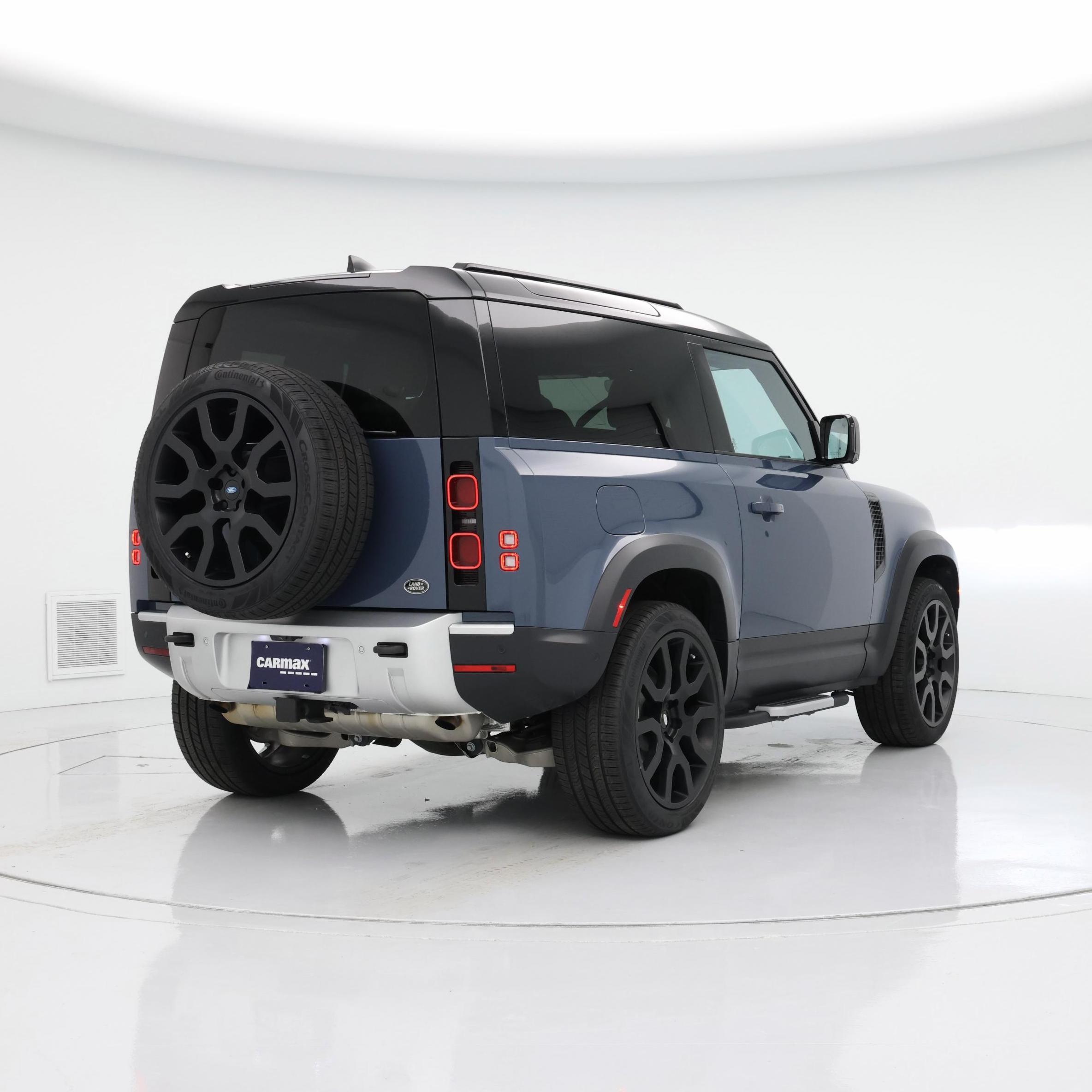 Thumbnail: 2023 Land Rover Defender - 8