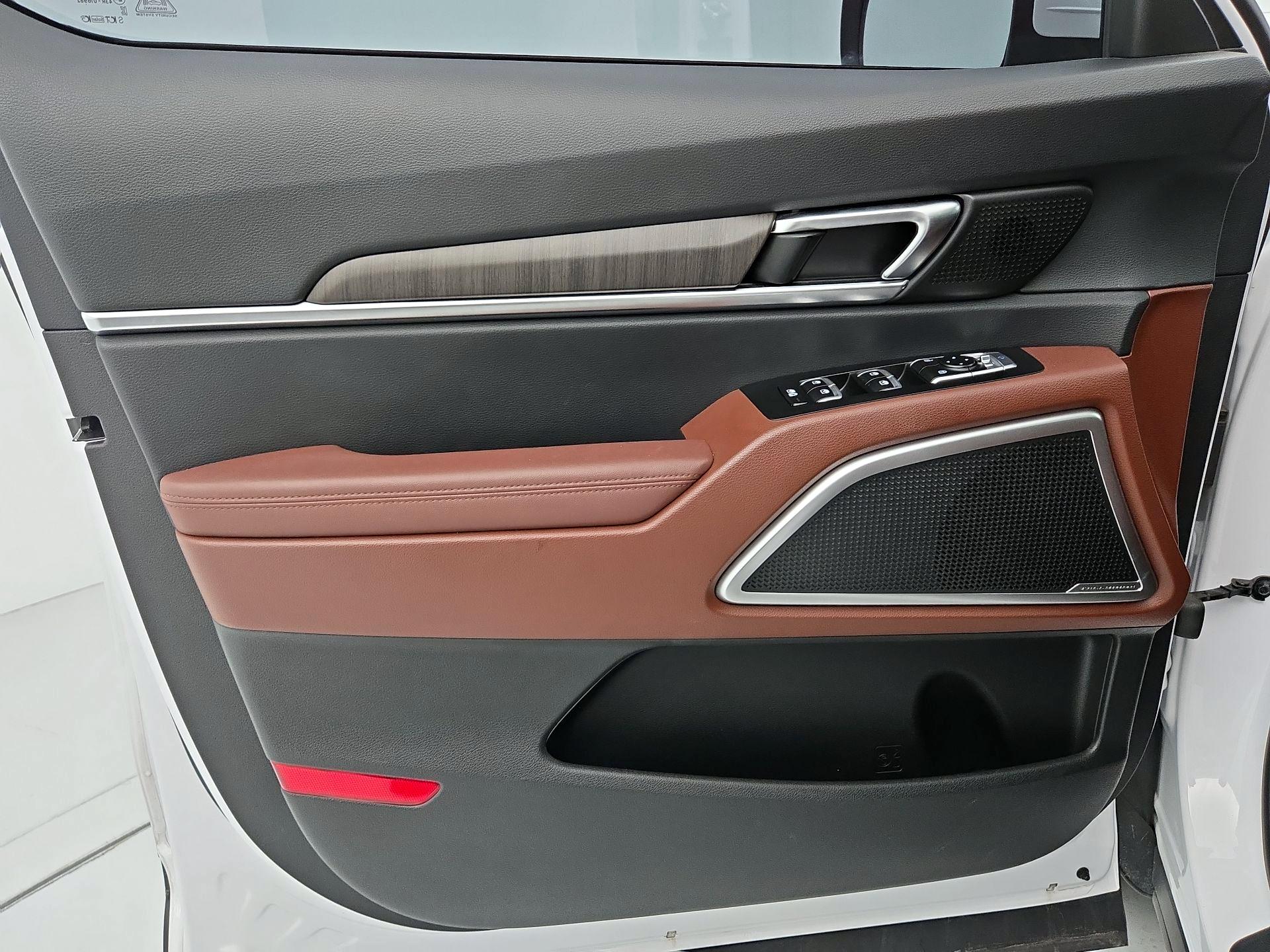 Thumbnail: 2024 Kia Telluride - 12