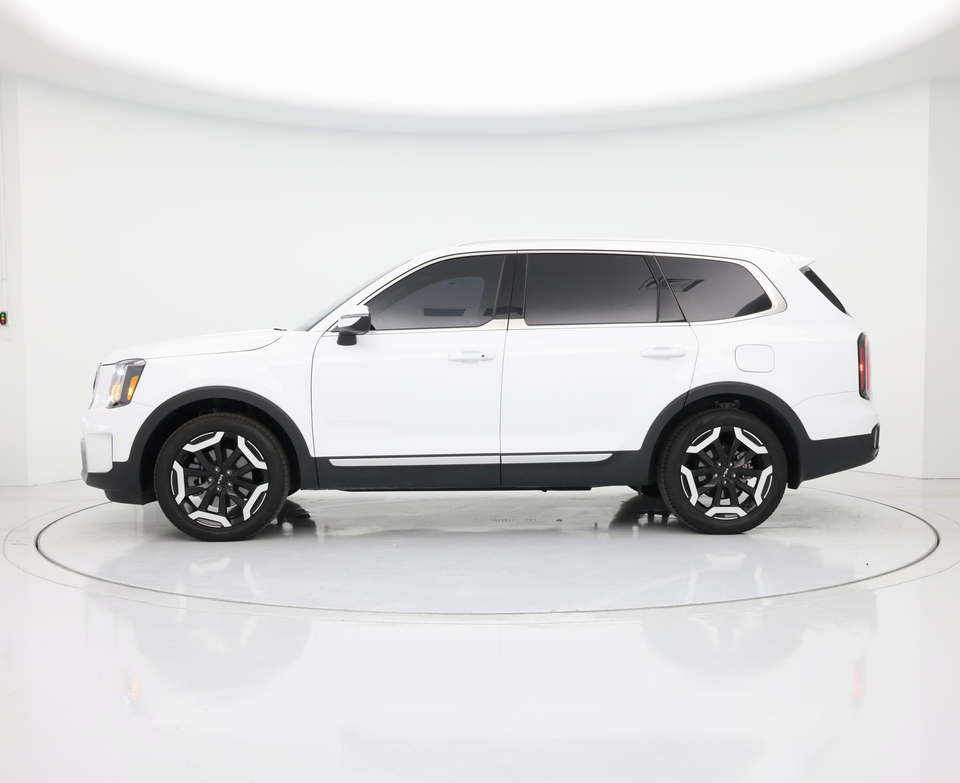 Thumbnail: 2024 Kia Telluride - 3
