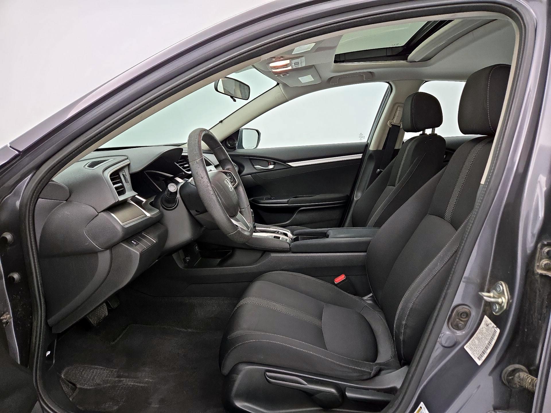 Thumbnail: 2016 Honda Civic - 11