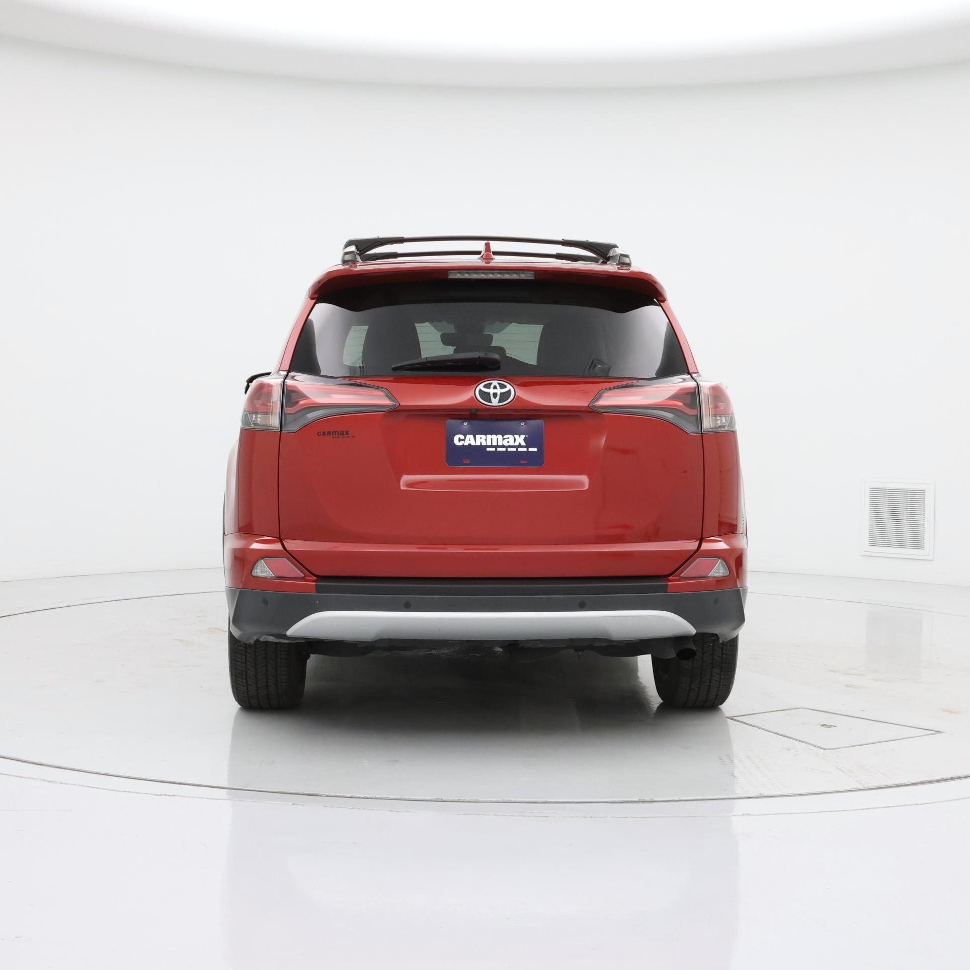 Thumbnail: 2016 Toyota RAV4 - 6