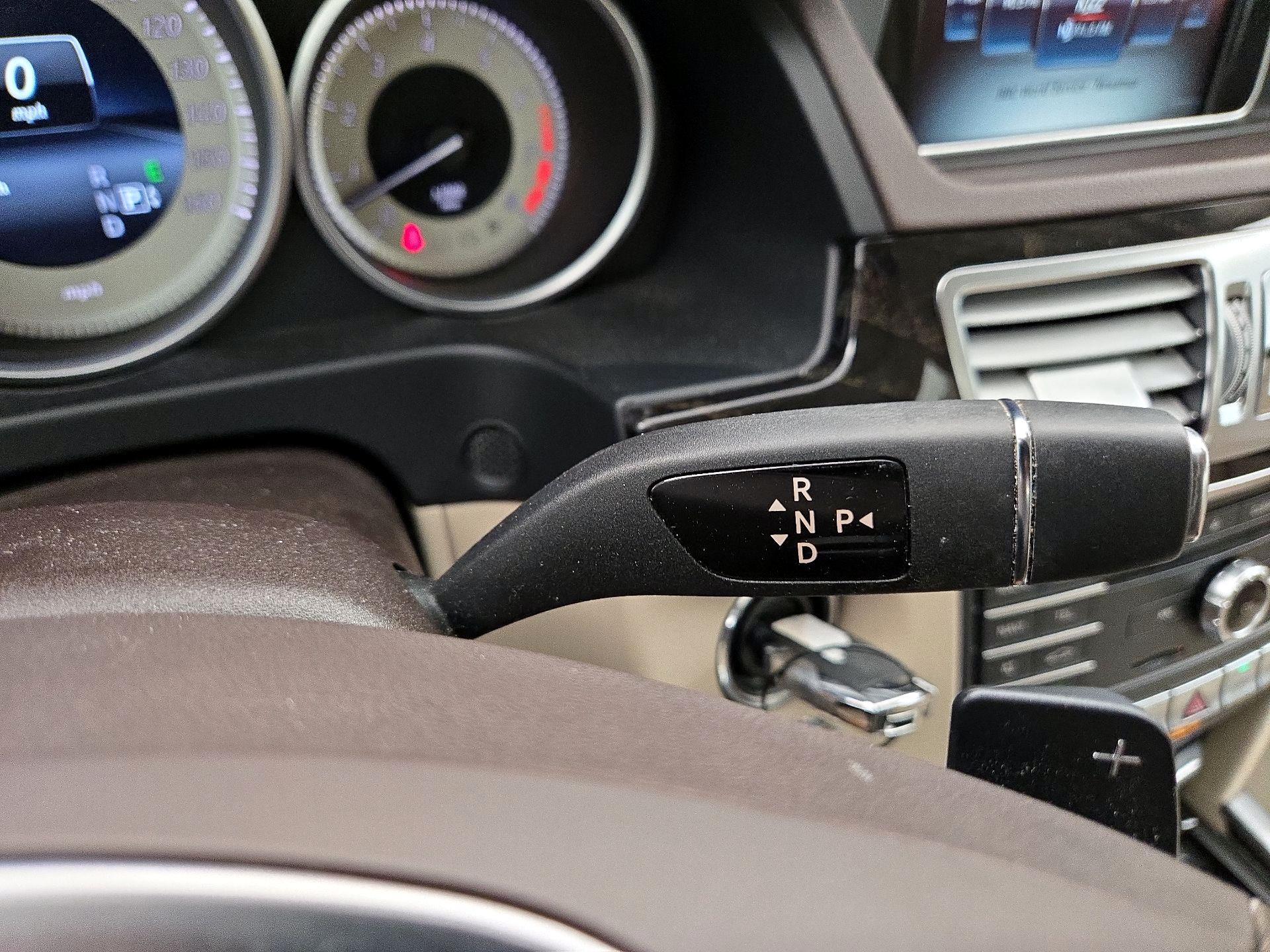Thumbnail: 2016 Mercedes-Benz E-Class - 18