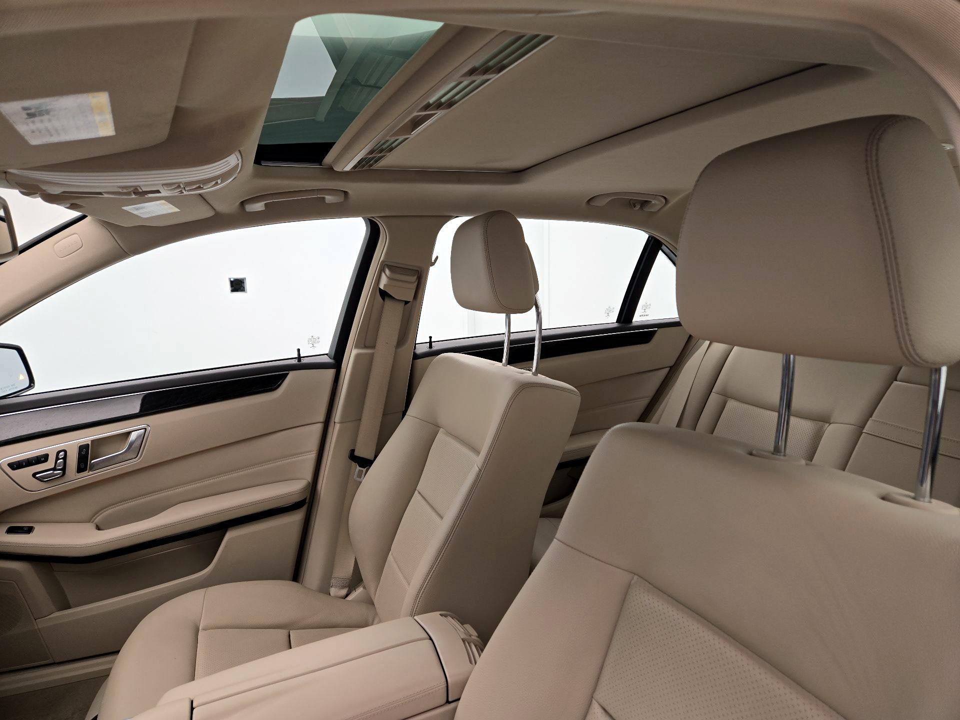 Thumbnail: 2016 Mercedes-Benz E-Class - 20