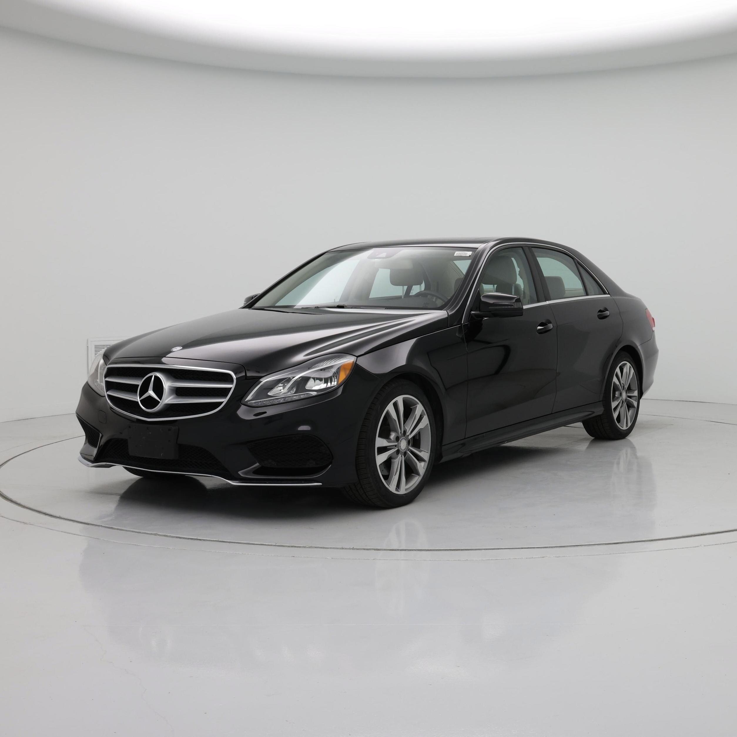 Thumbnail: 2016 Mercedes-Benz E-Class - 4