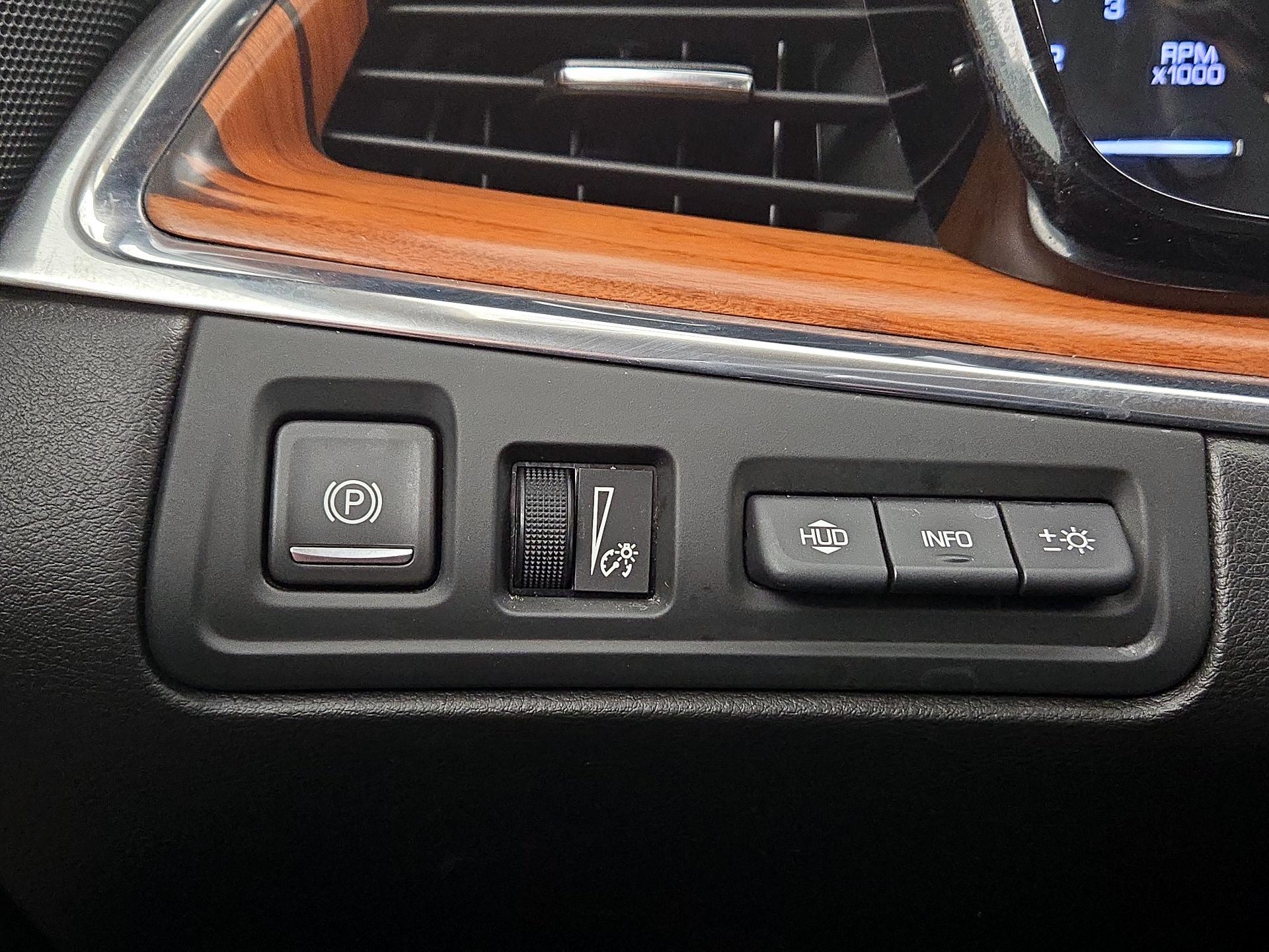 Thumbnail: 2018 Cadillac XT5 - 13