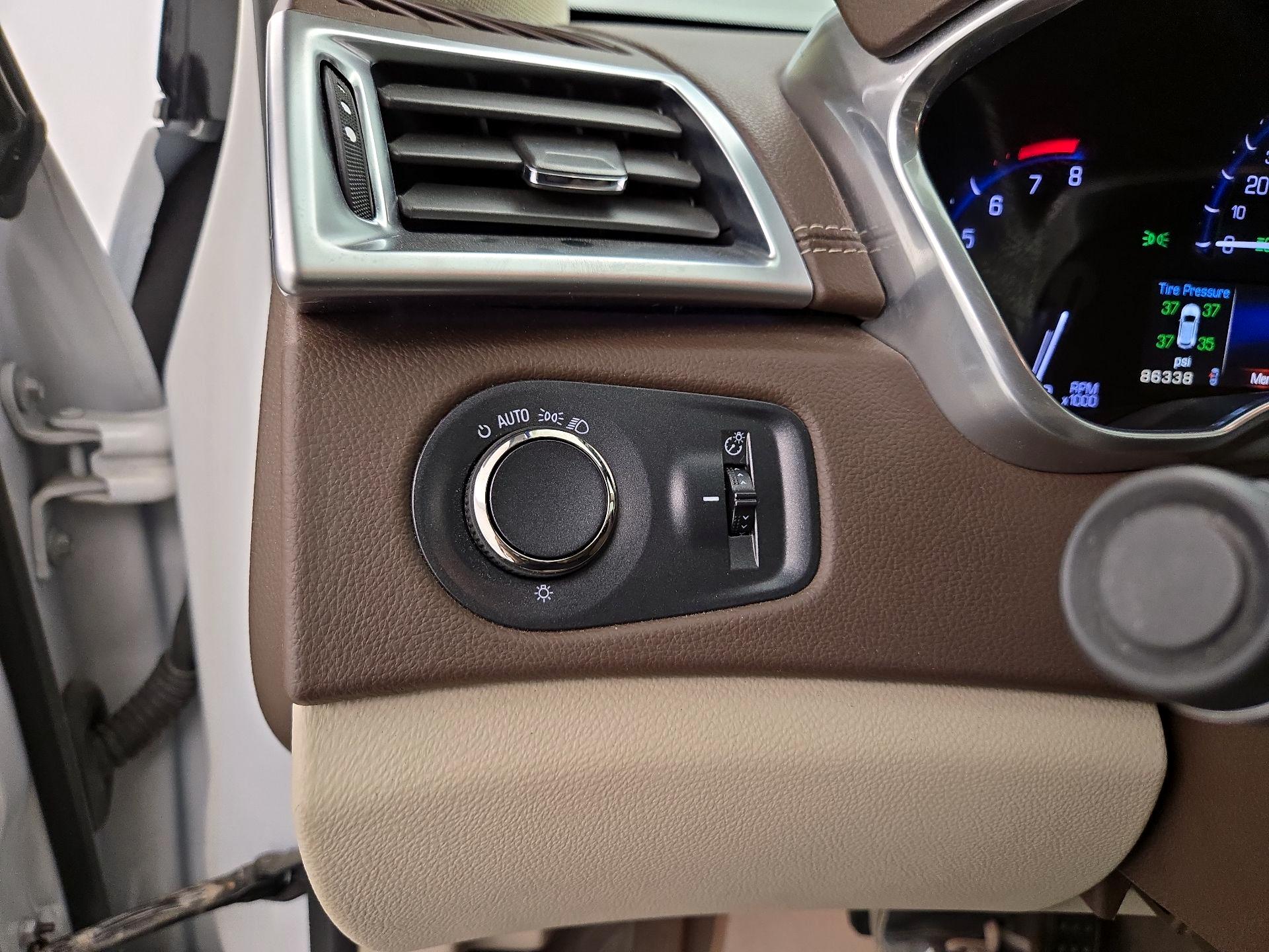 Thumbnail: 2016 Cadillac SRX - 13