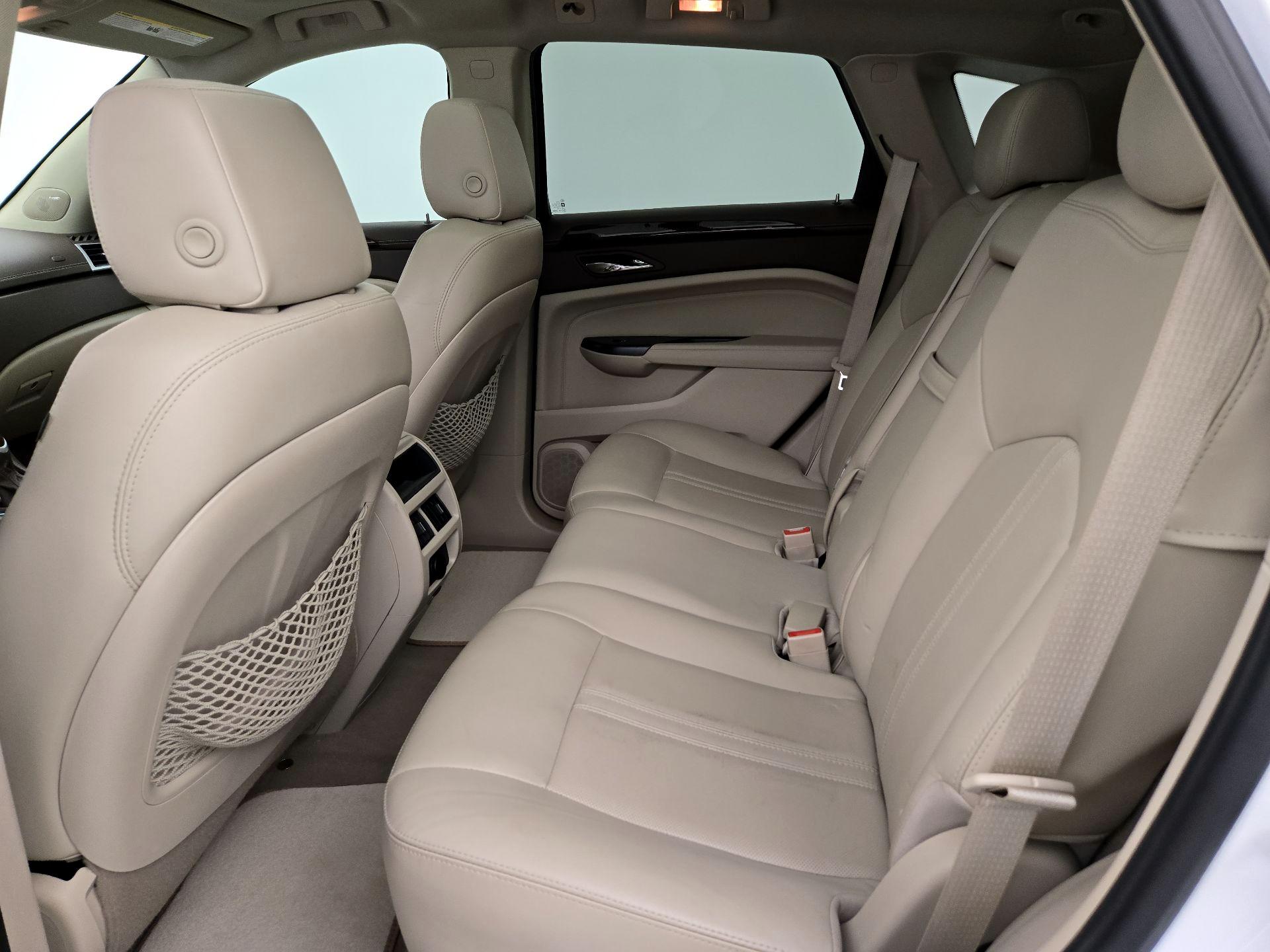 Thumbnail: 2016 Cadillac SRX - 20