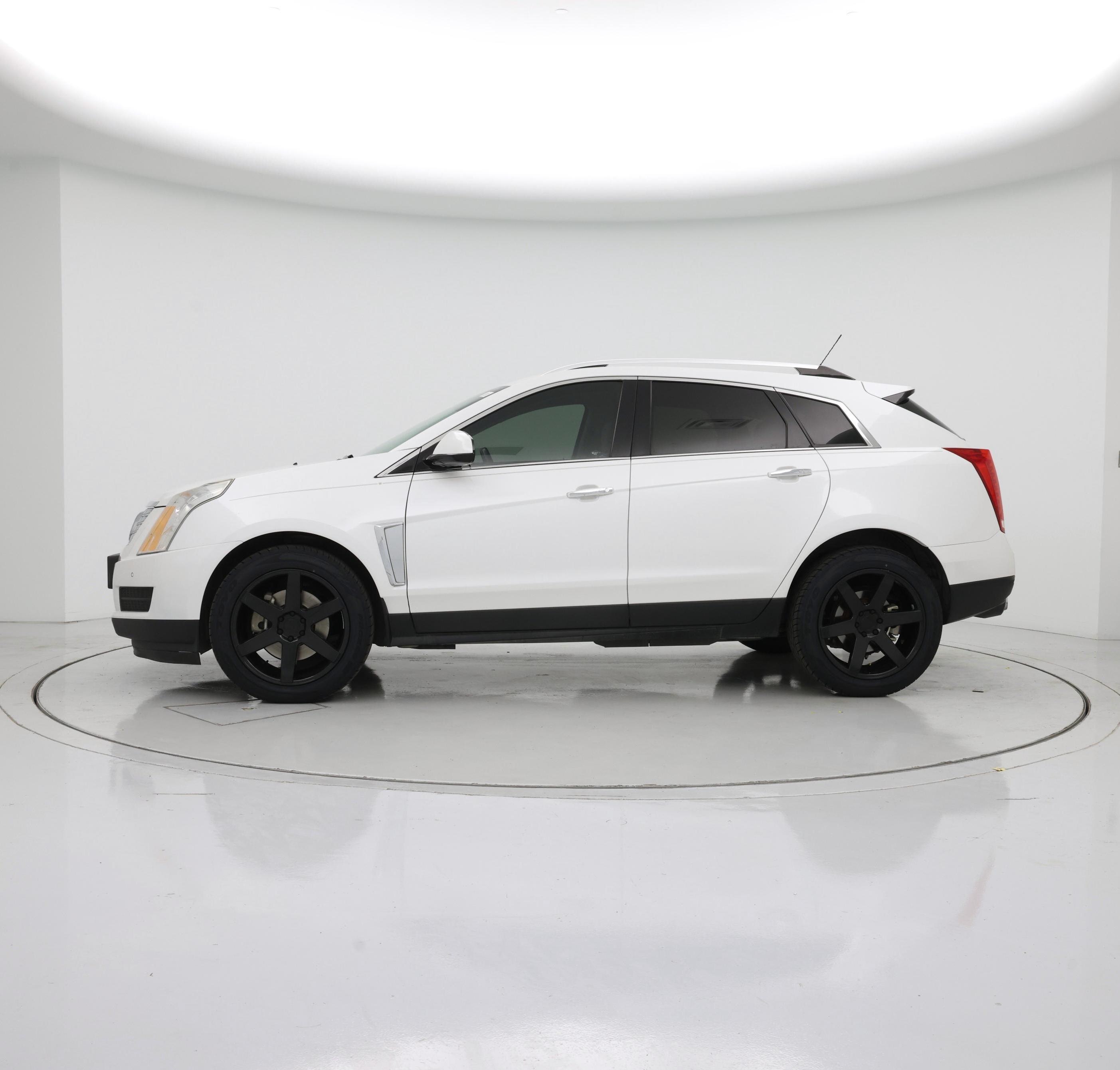 Thumbnail: 2016 Cadillac SRX - 3