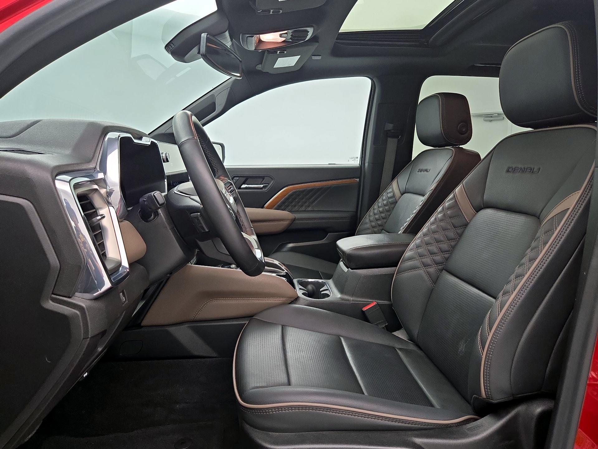 Thumbnail: 2024 GMC Canyon - 11