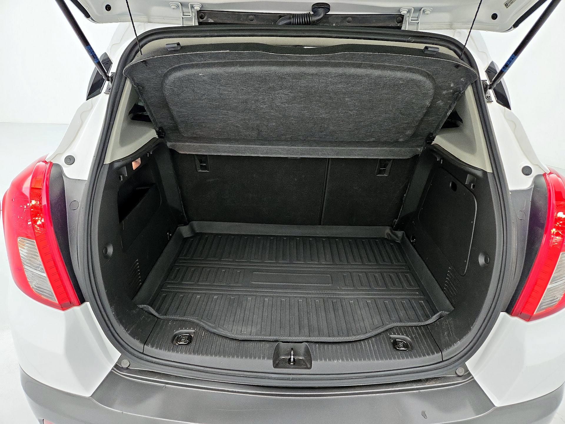 Thumbnail: 2016 Buick Encore - 20