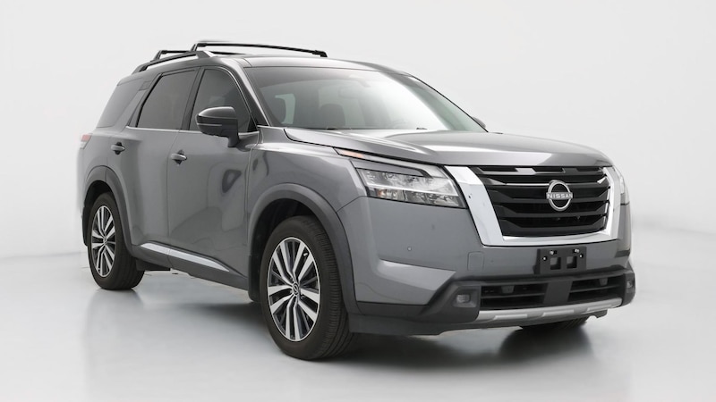 2022 Nissan Pathfinder Platinum Hero Image