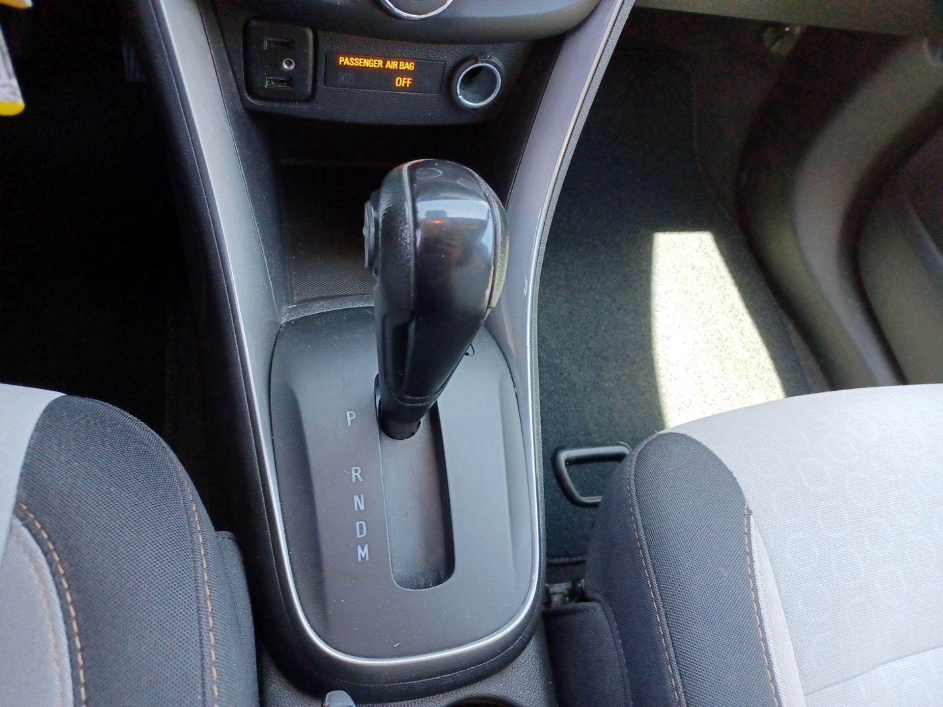 Thumbnail: 2020 Chevrolet Trax - 15