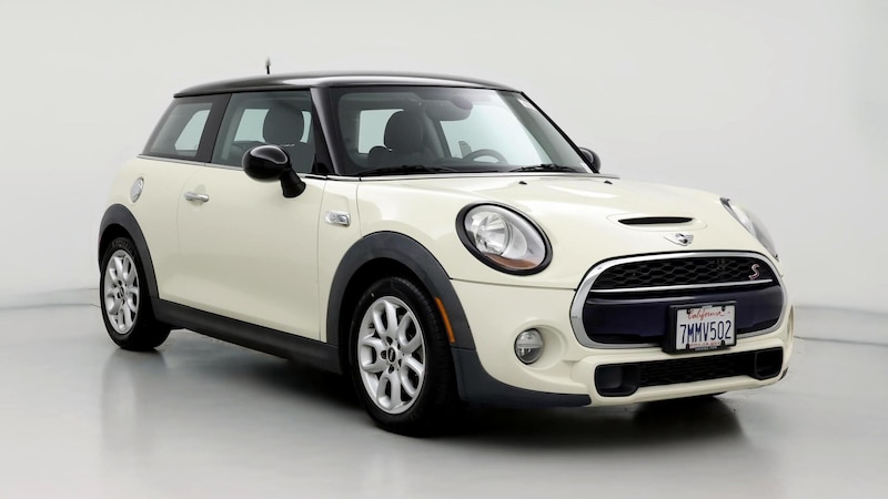 2015 MINI Cooper Hardtop S Hero Image