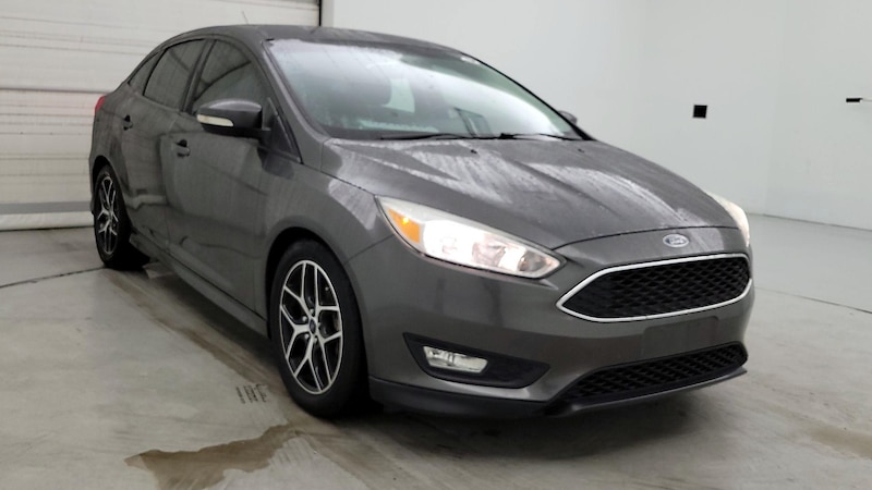 2016 Ford Focus SE Hero Image