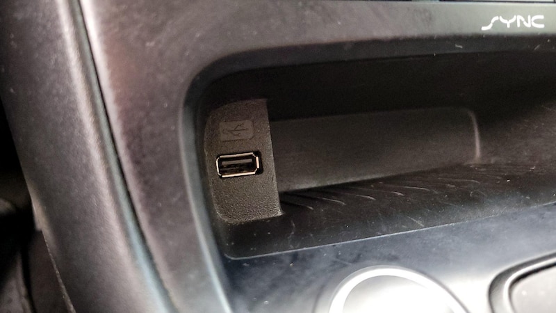 2016 Ford Focus SE 16