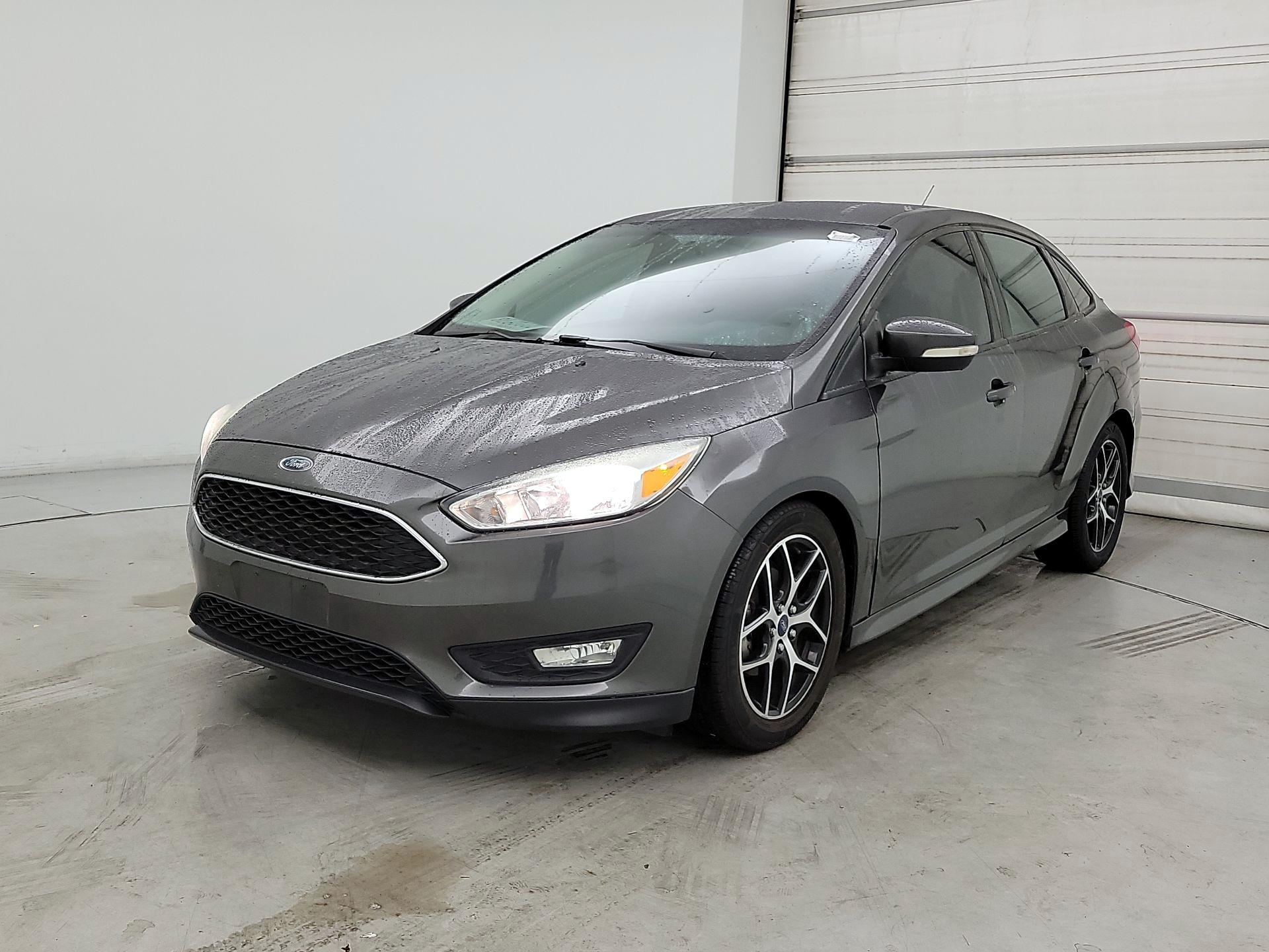 Thumbnail: 2016 Ford Focus - 3