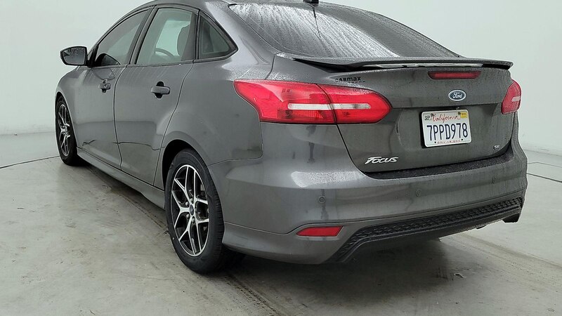 2016 Ford Focus SE 7