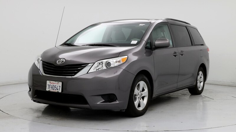 2014 Toyota Sienna LE 4