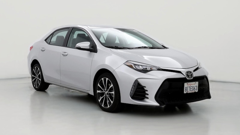 2018 Toyota Corolla SE Hero Image