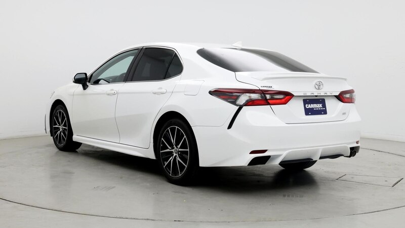 2023 Toyota Camry SE 2