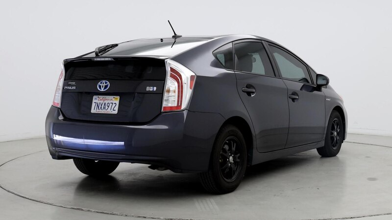 2015 Toyota Prius Two 8