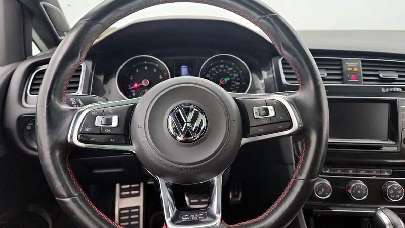 2015 Volkswagen Golf GTI SE 10