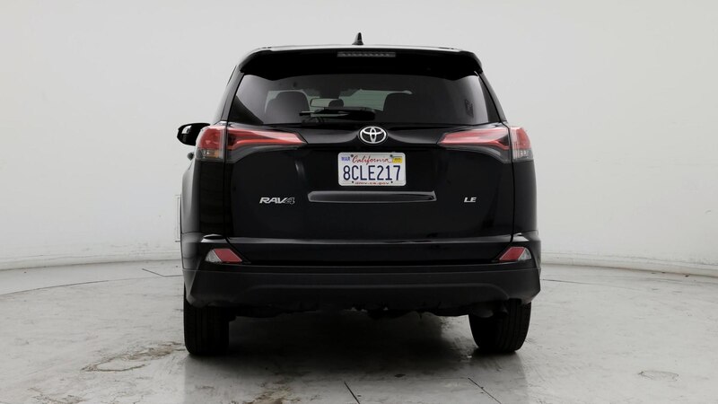 2018 Toyota RAV4 LE 6