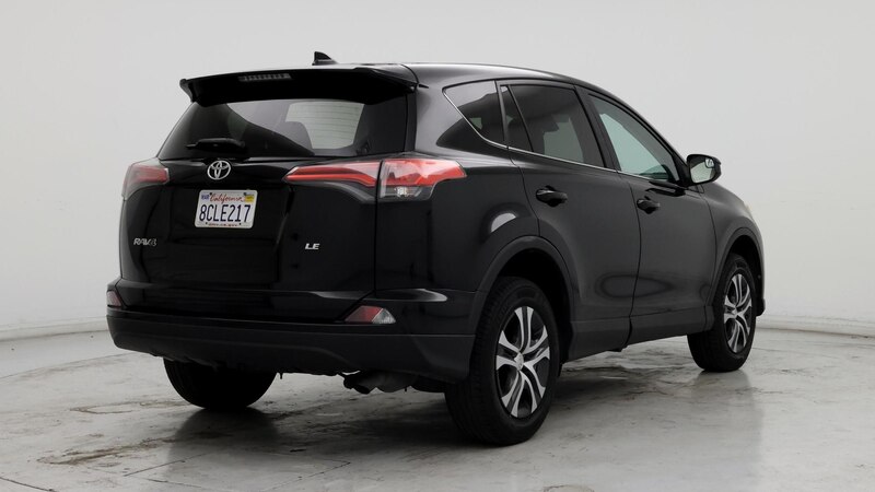 2018 Toyota RAV4 LE 8