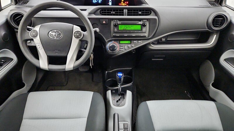 2014 Toyota Prius c Two 9